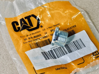 9S8005 Заглушка 9S-8005 (CAT)